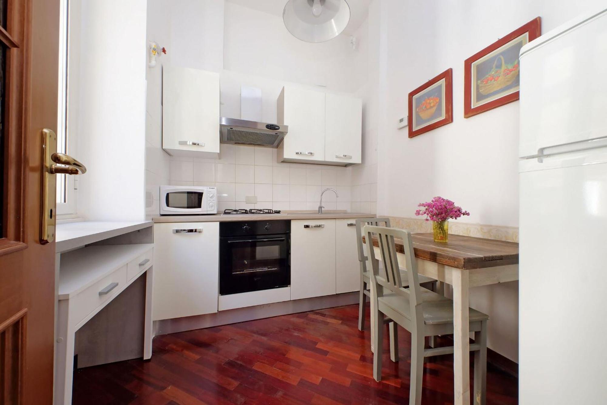 1 Bd With Balcony San Giovanni By Halldis Rome Luaran gambar