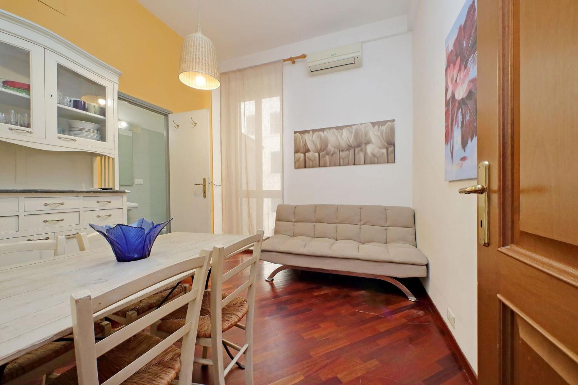 1 Bd With Balcony San Giovanni By Halldis Rome Luaran gambar