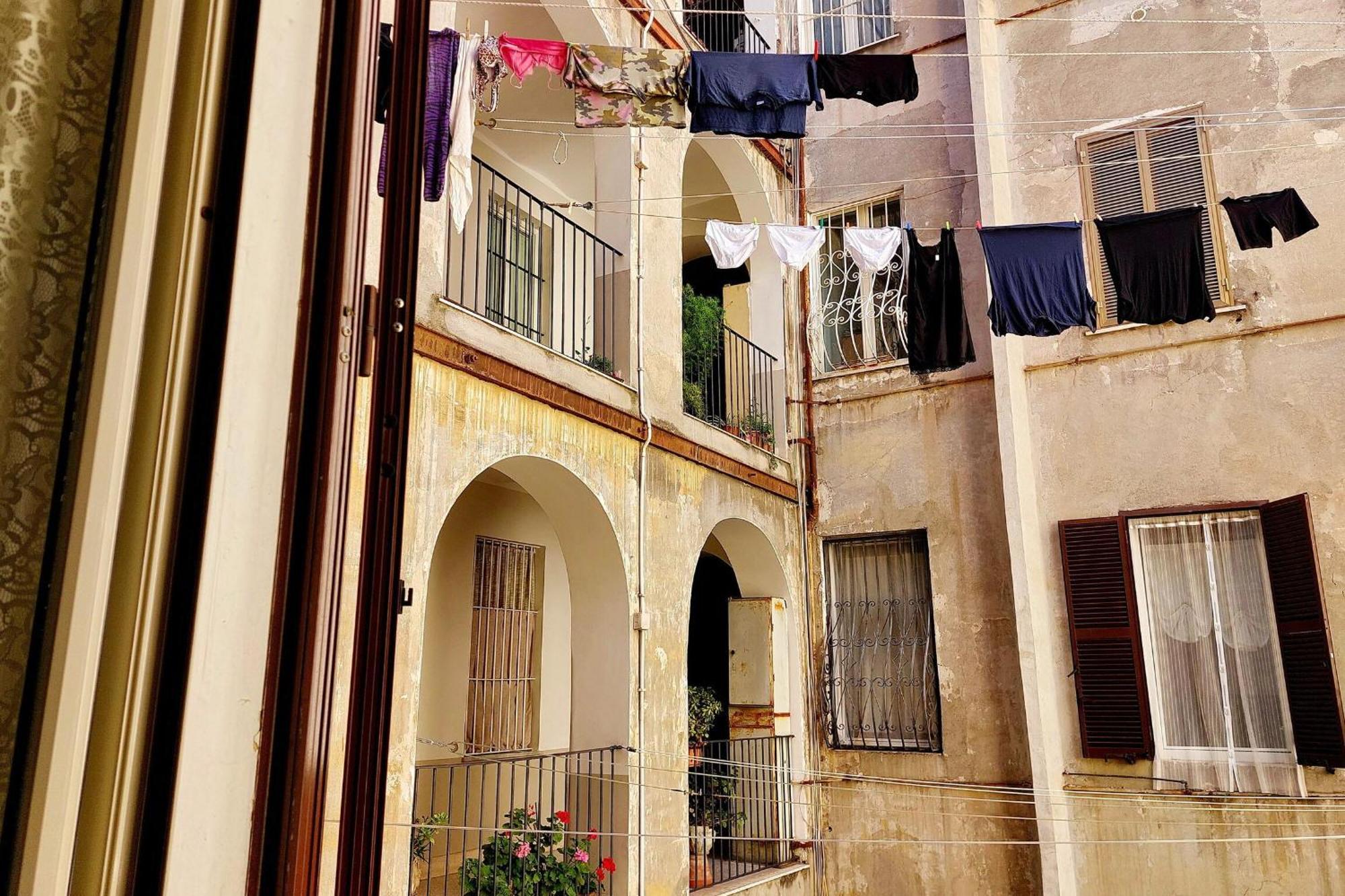 1 Bd With Balcony San Giovanni By Halldis Rome Luaran gambar